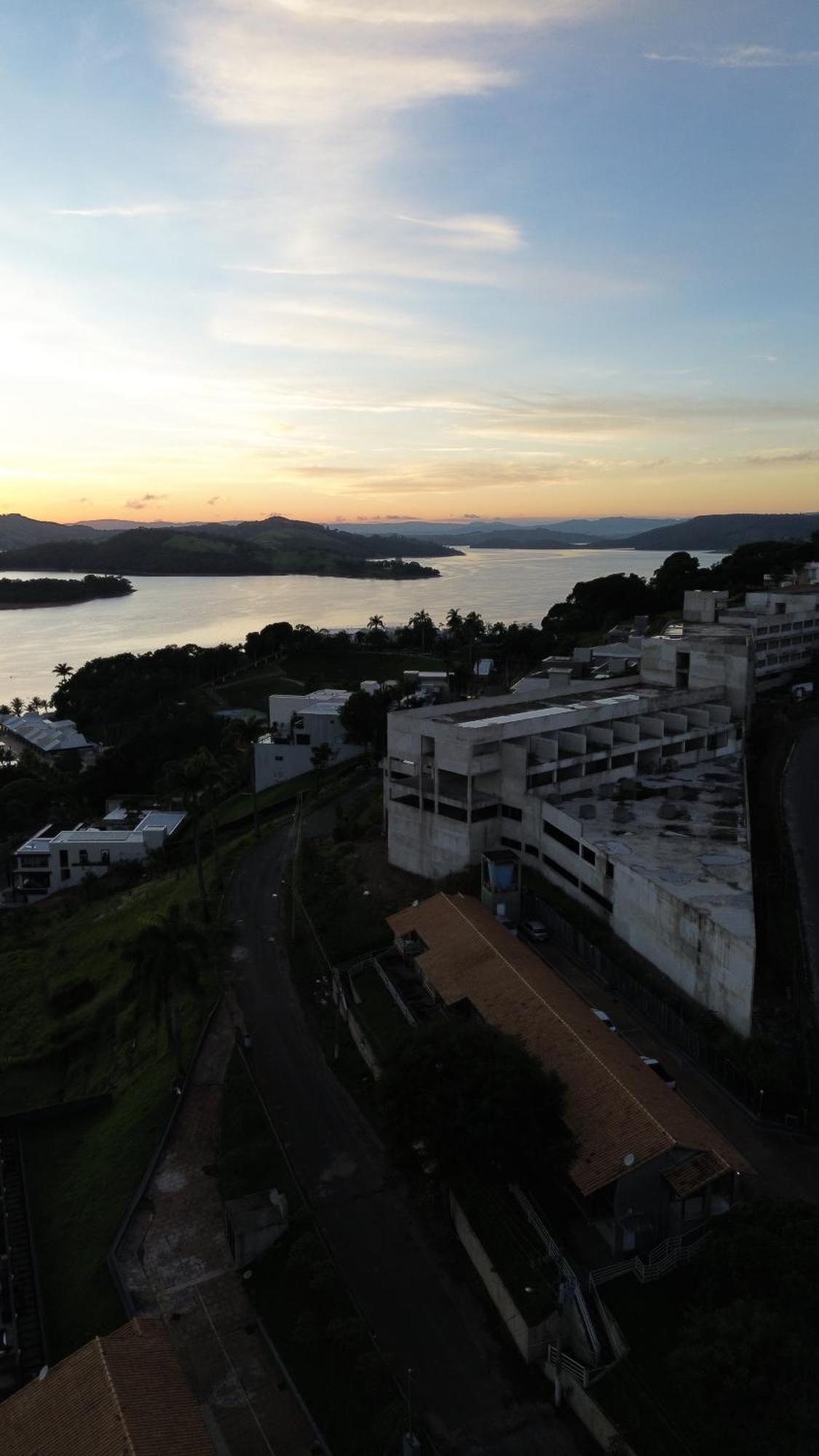 Hotel Escarpas Do Lago Capitólio Eksteriør billede